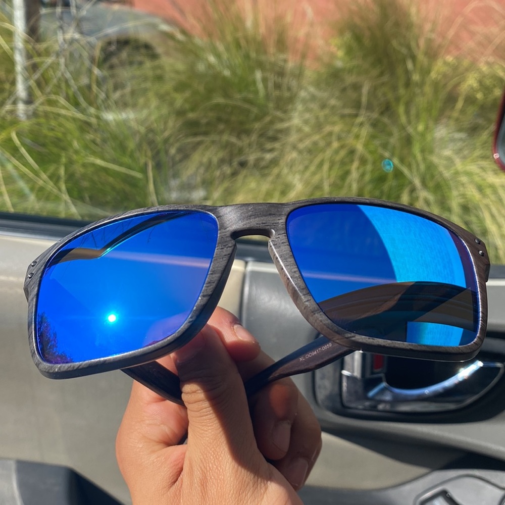 Oakley holbrook sunglasses